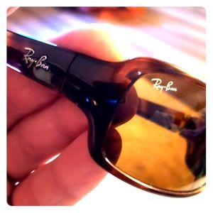 Ray Ban rb4075